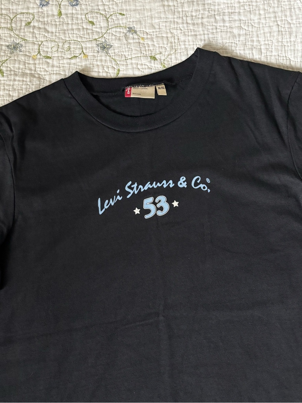 Vintage 90s Levi’s 53 Graphic T-Shirt Black Women’s XL Y2K Retro